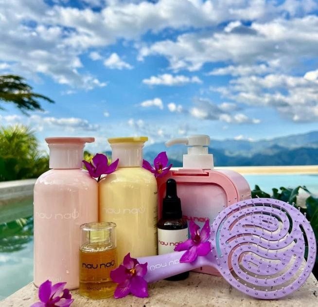 Rutina completa Nau Naü: shampoo, tratamiento, elixir, óleo, mantequilla corporal y cepillo
